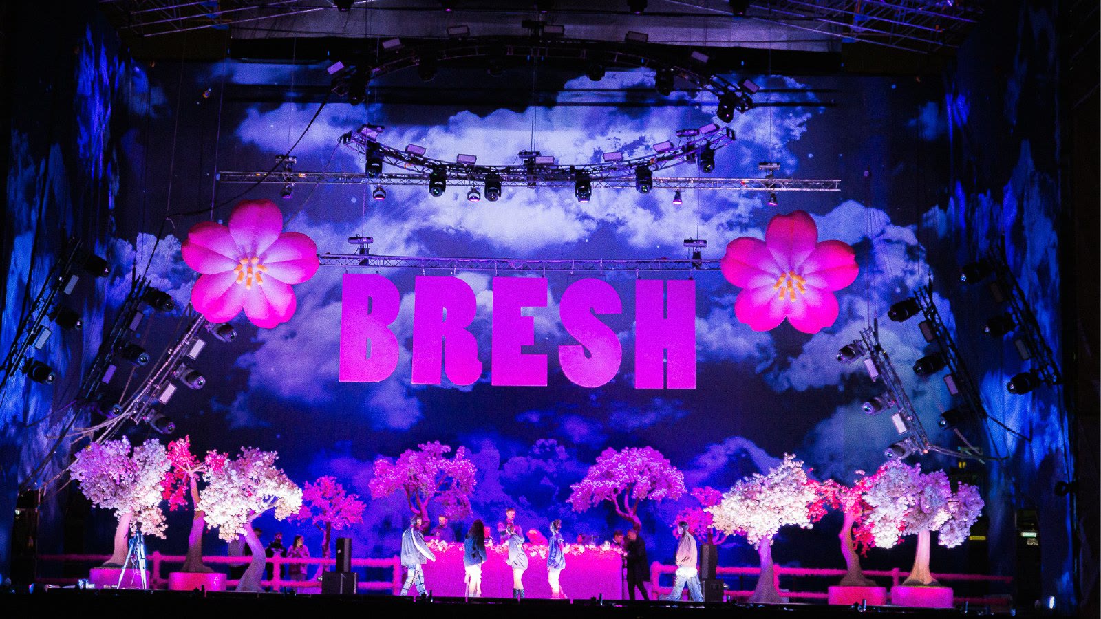 Bresh main stage